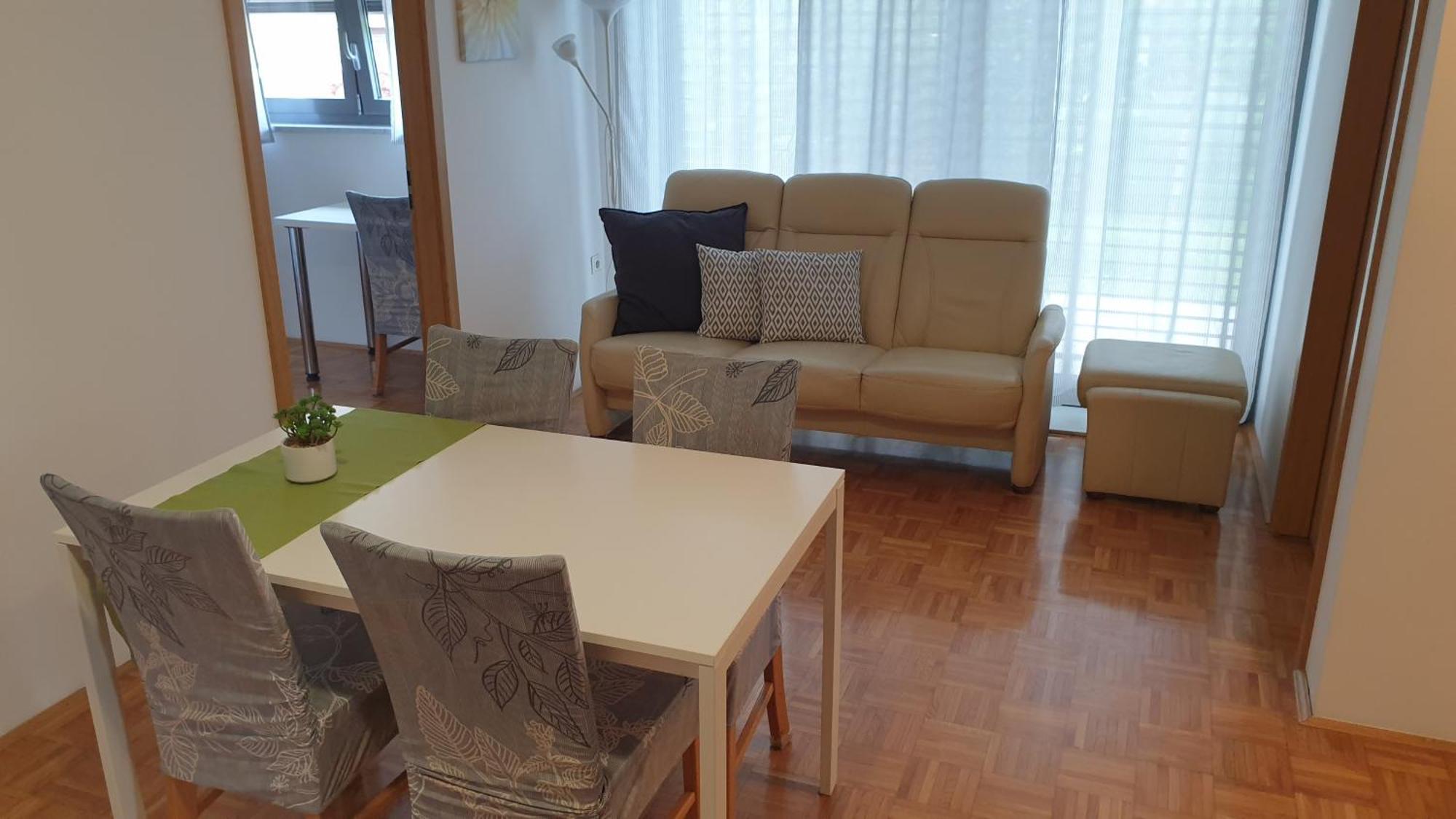 Apartment Emma Ljubljana - Free Parking, Ac, Wifi 객실 사진
